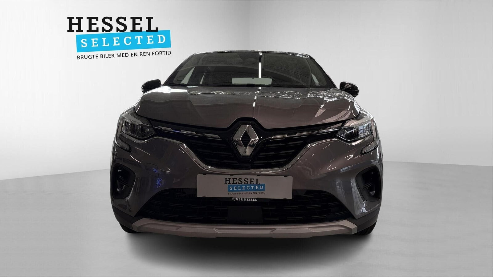 Grå Renault Captur fra 2021