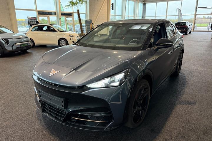 Blå Cupra Tavascan fra 2025