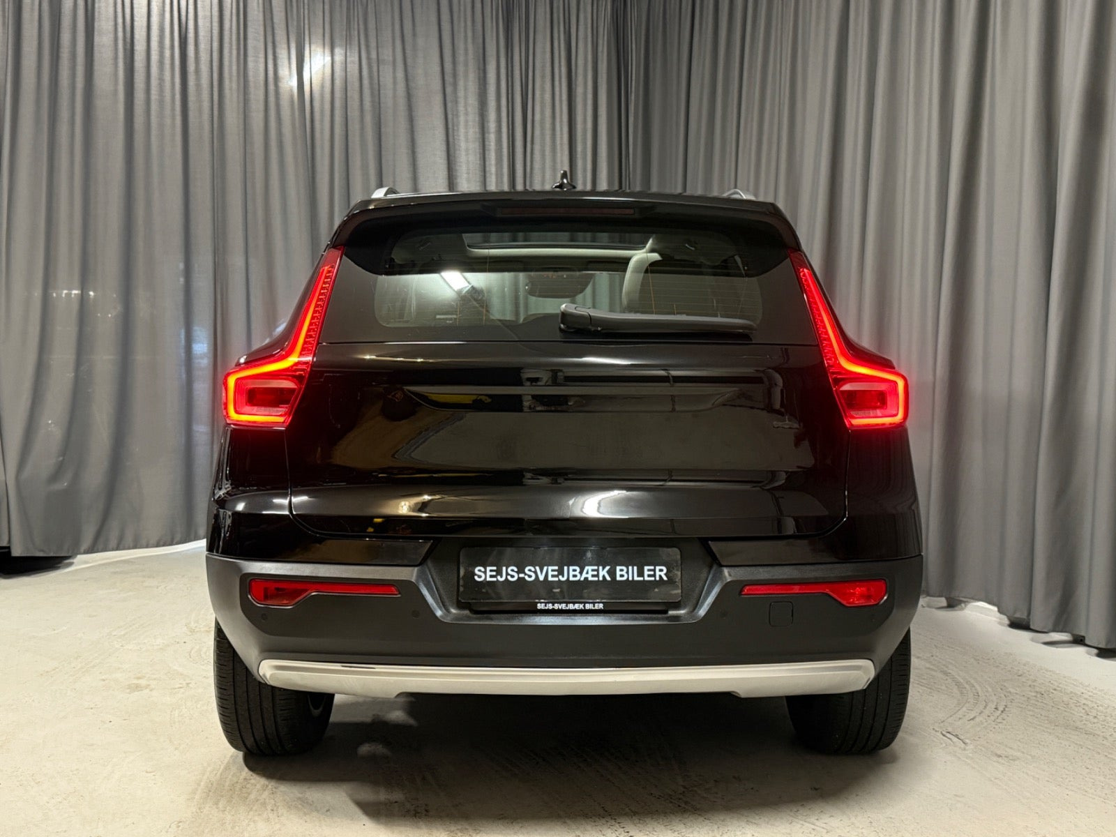 Sort Volvo XC40 fra 2021