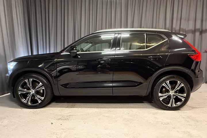Sort Volvo XC40 fra 2021