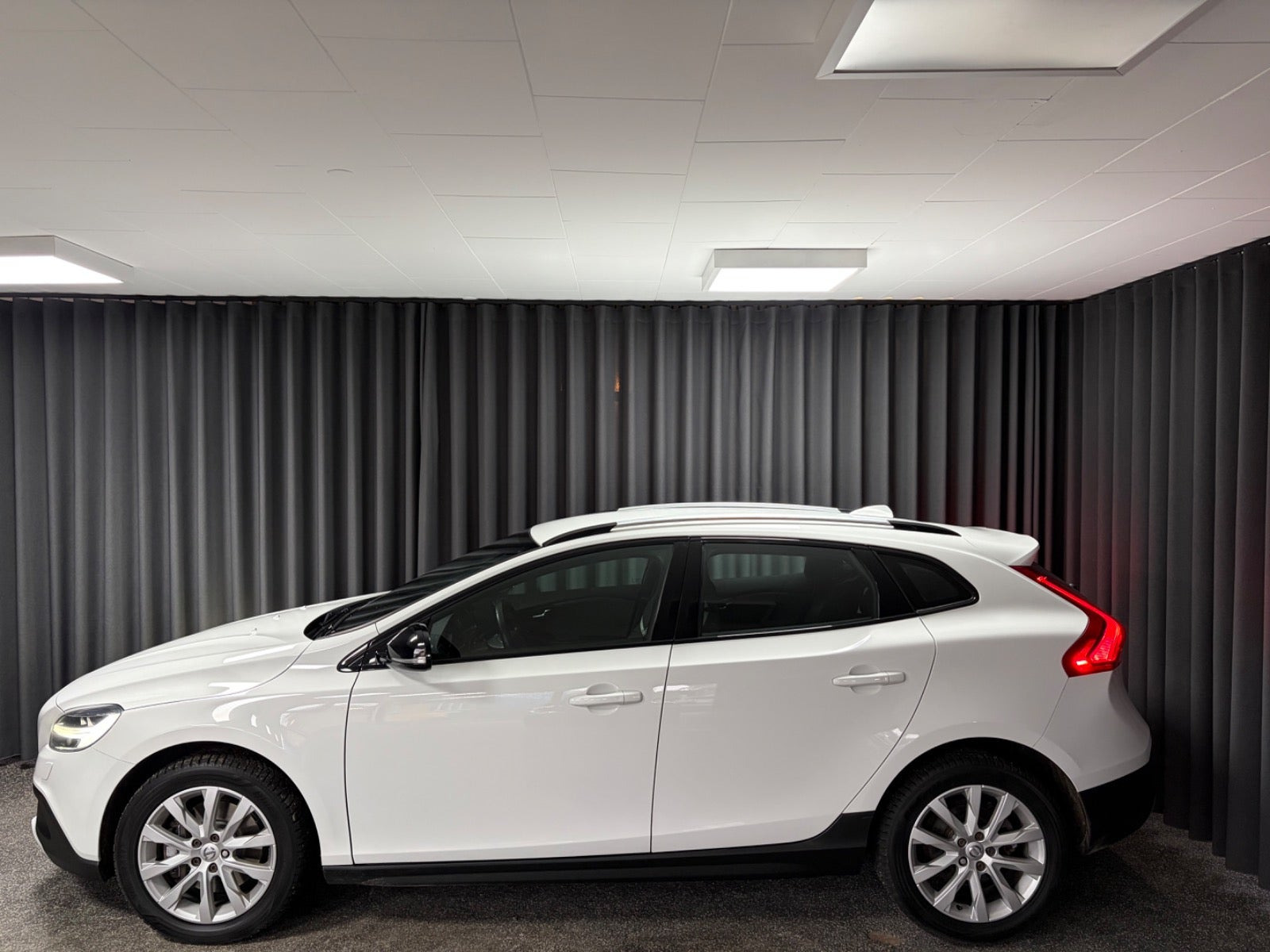 undefined Volvo V40 fra 2019