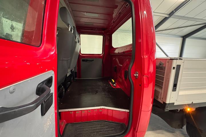 Rød VW Transporter fra 2007