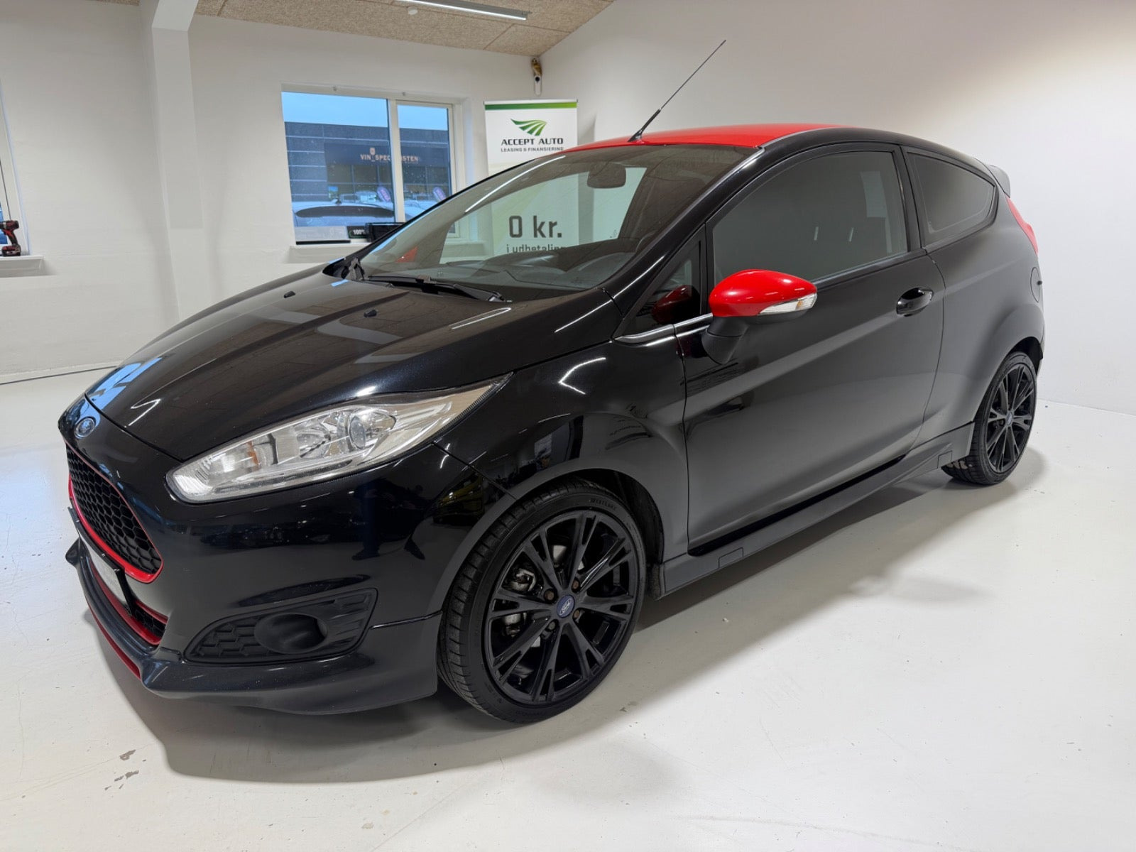 Sort Ford Fiesta fra 2015