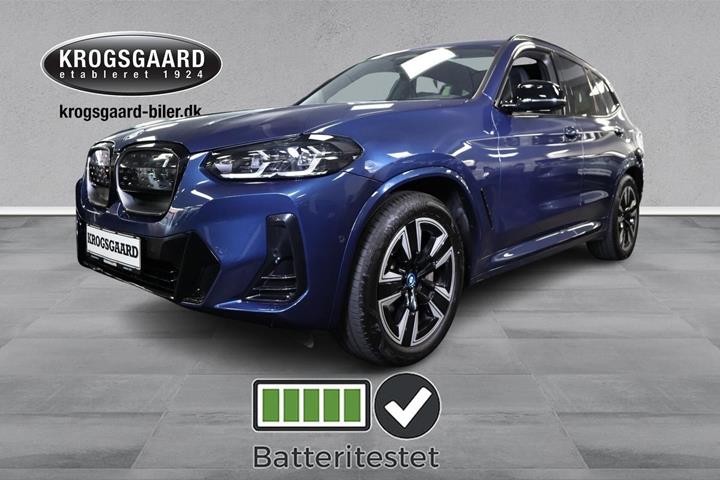 Blå BMW iX3 fra 2023