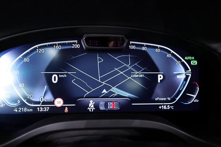Blå BMW iX3 fra 2023