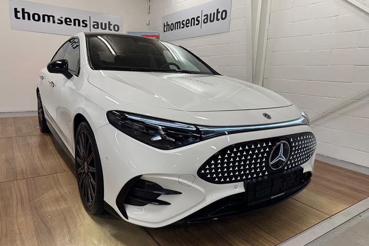 Grøn Mercedes CLA250+ fra 2025