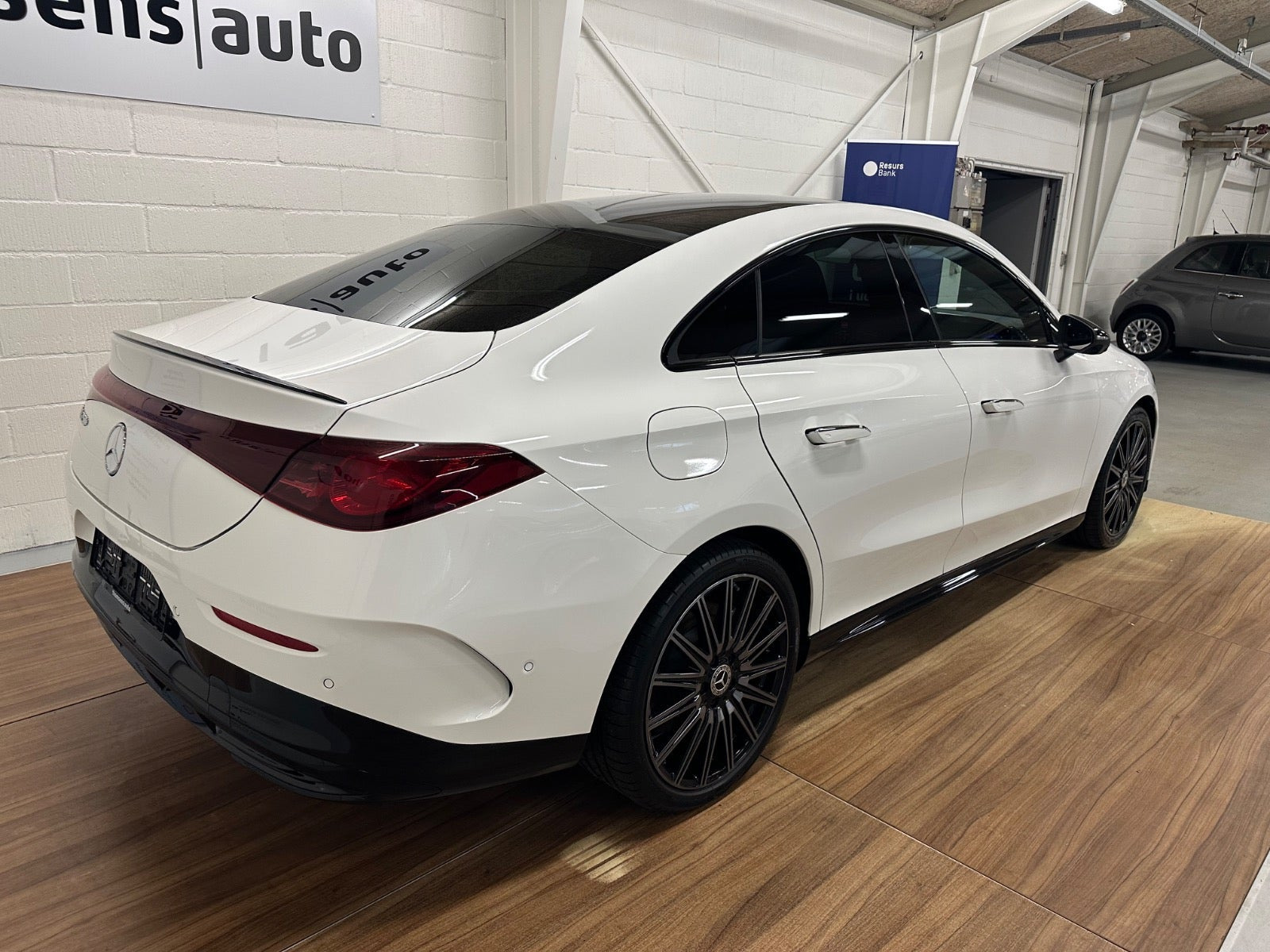 Grøn Mercedes CLA250+ fra 2025