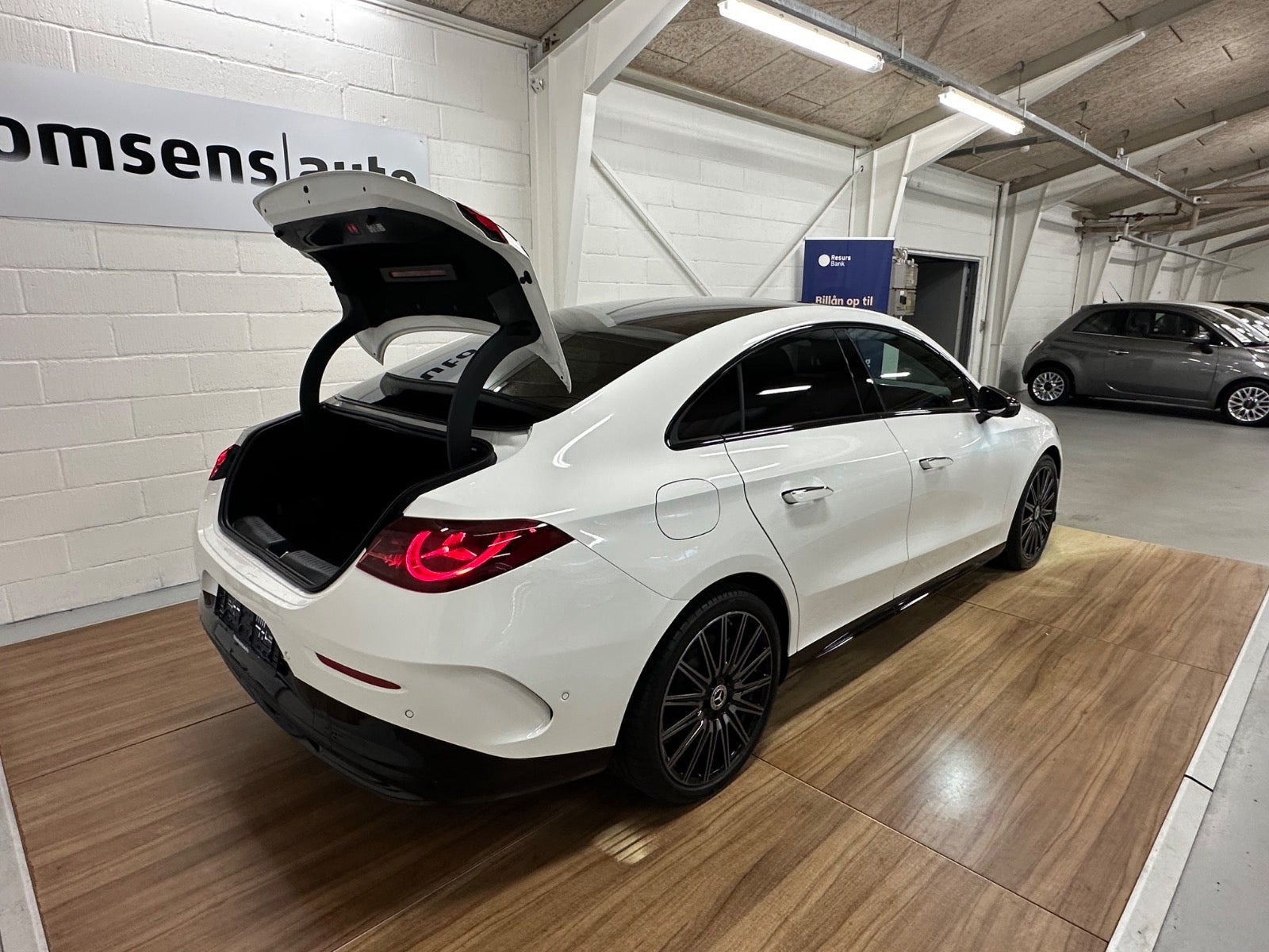Grøn Mercedes CLA250+ fra 2025