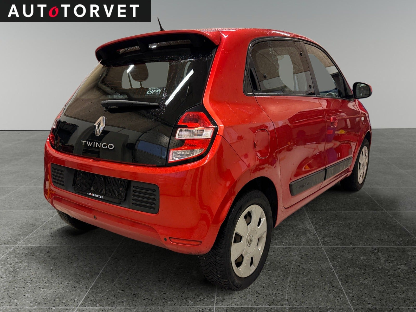 Rød Renault Twingo fra 2015