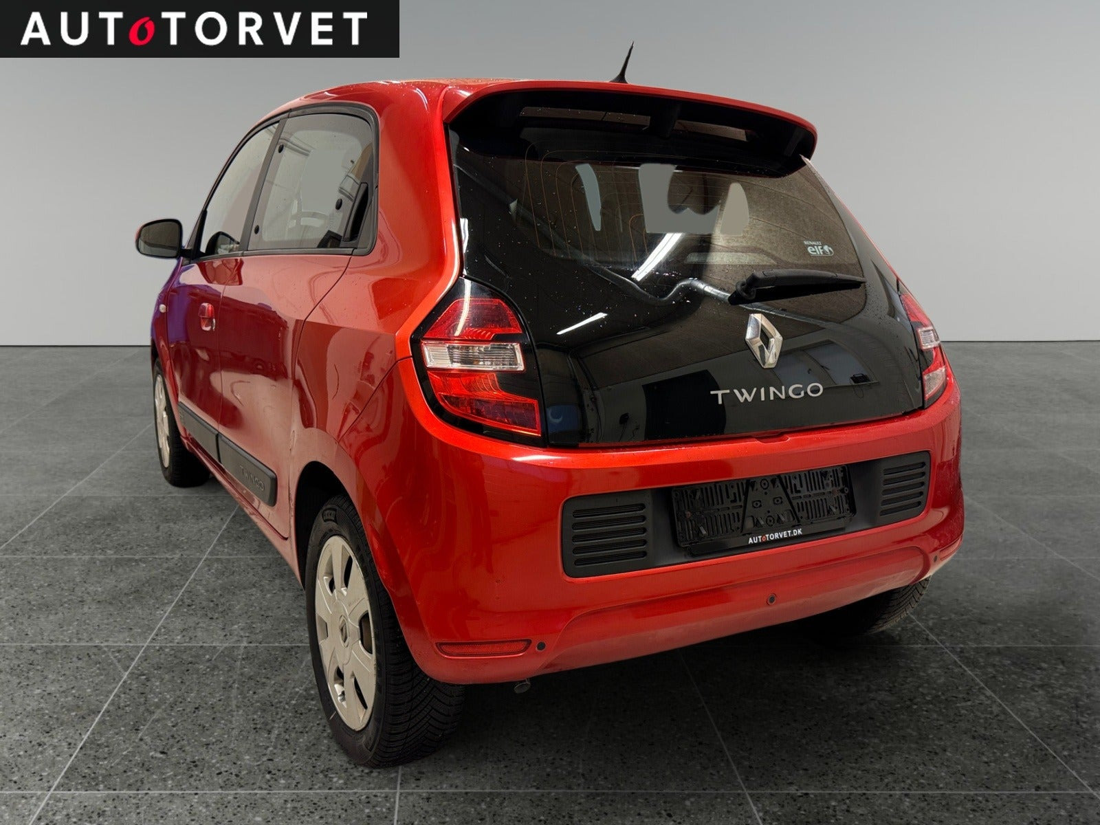 Rød Renault Twingo fra 2015
