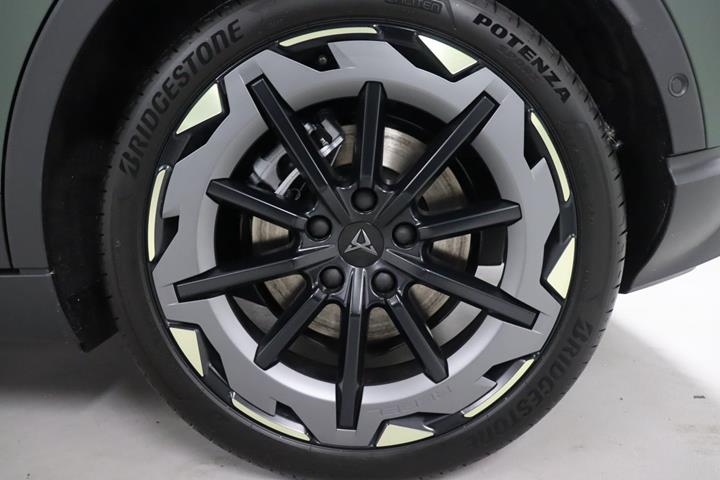 Grøn Cupra Raval fra 2026