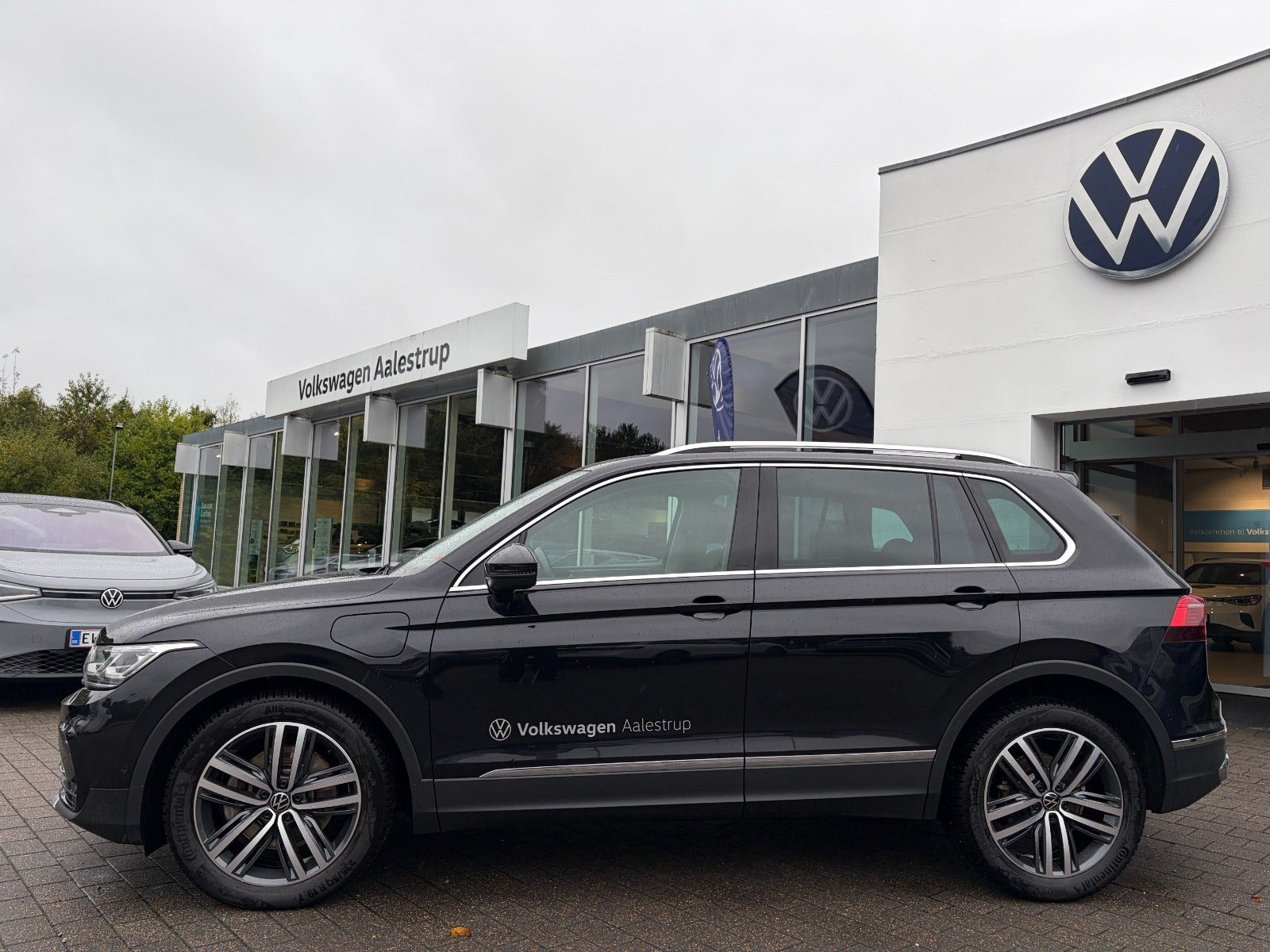 Sort VW Tiguan fra 2021