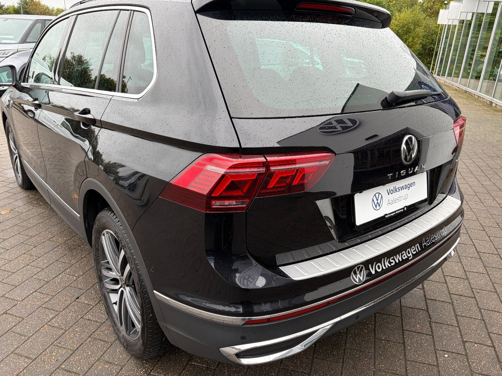 Sort VW Tiguan fra 2021