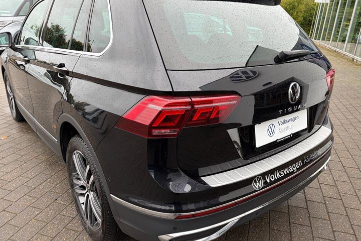 Sort VW Tiguan fra 2021