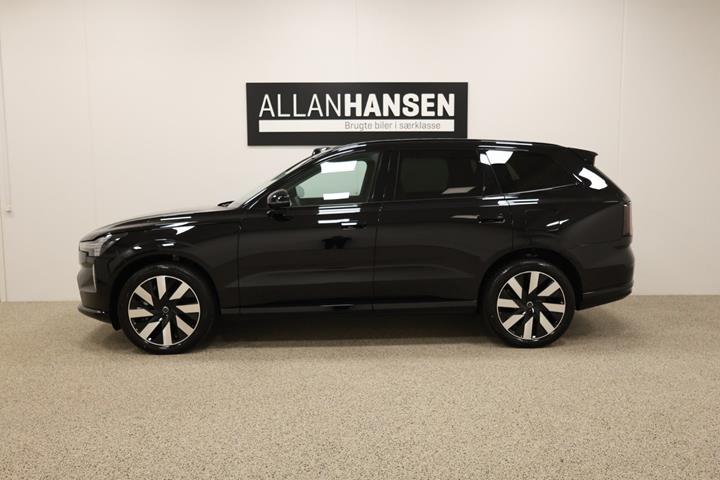 Sort Volvo EX90 fra 2026