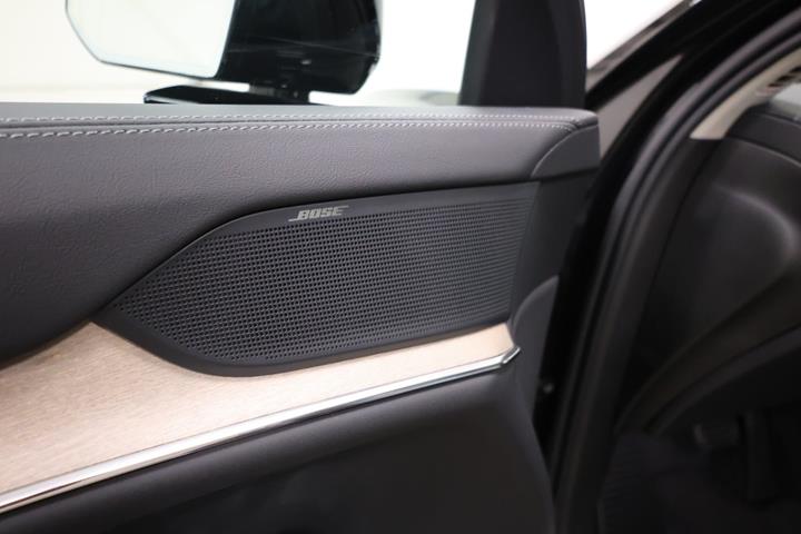 Sort Volvo EX90 fra 2026