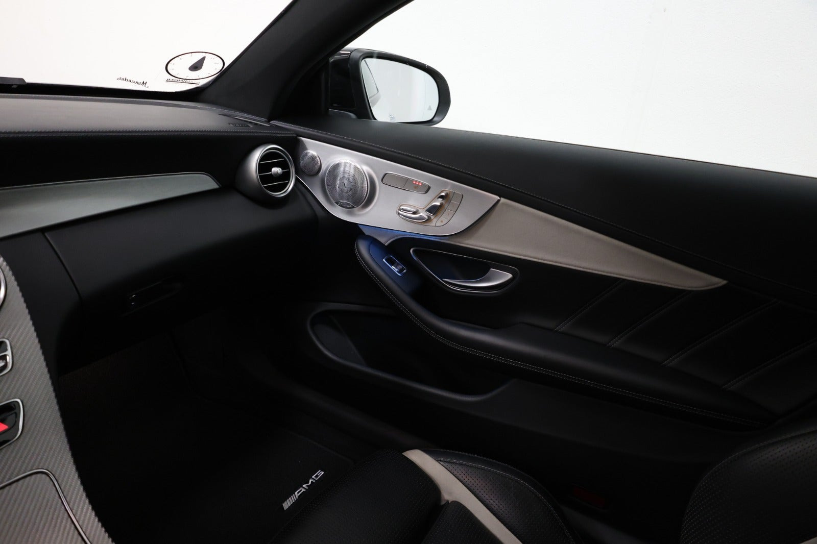 Hvid Mercedes C63 fra 2018
