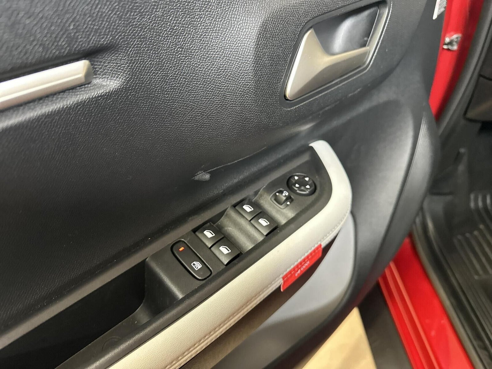 Rød Citroën e-C3 Aircross fra 2025