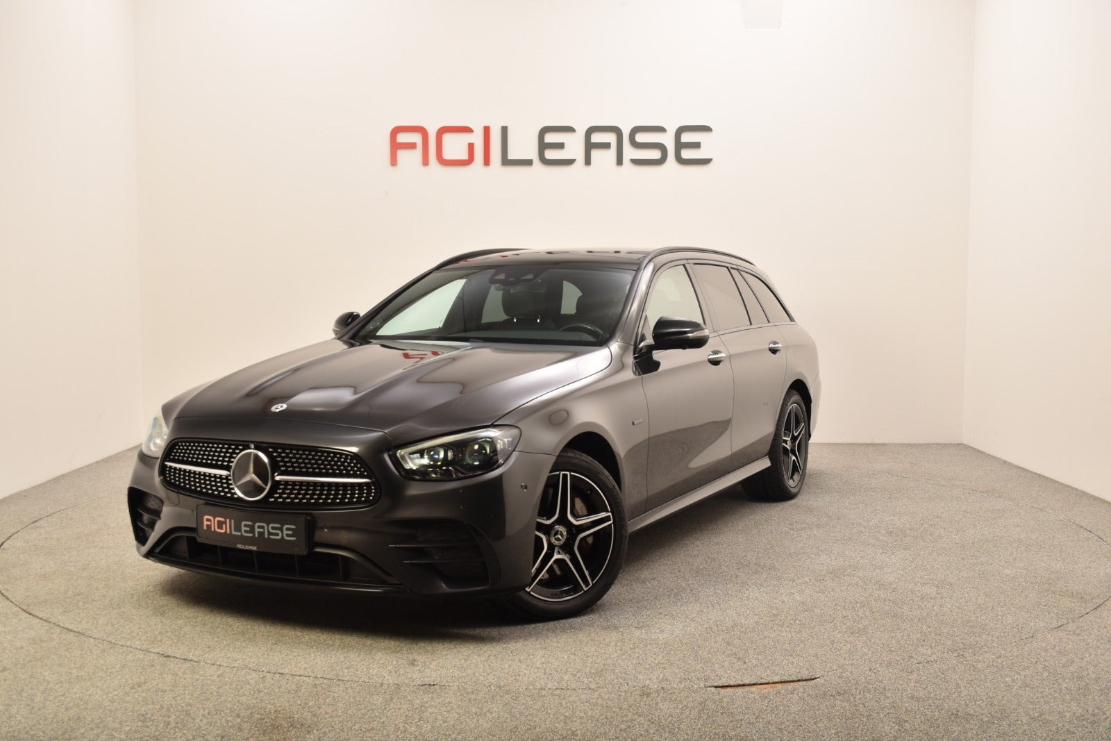 Mercedes E300 de 2,0 AMG Line stc. aut. 4Matic