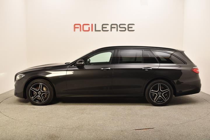 Grå Mercedes E300 de fra 2020