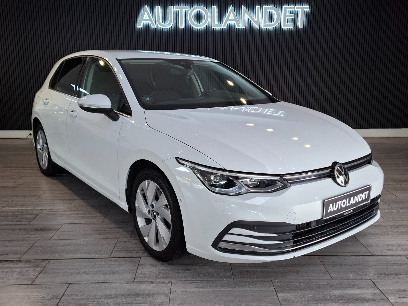 VW Golf VIII 1,4 eHybrid DSG