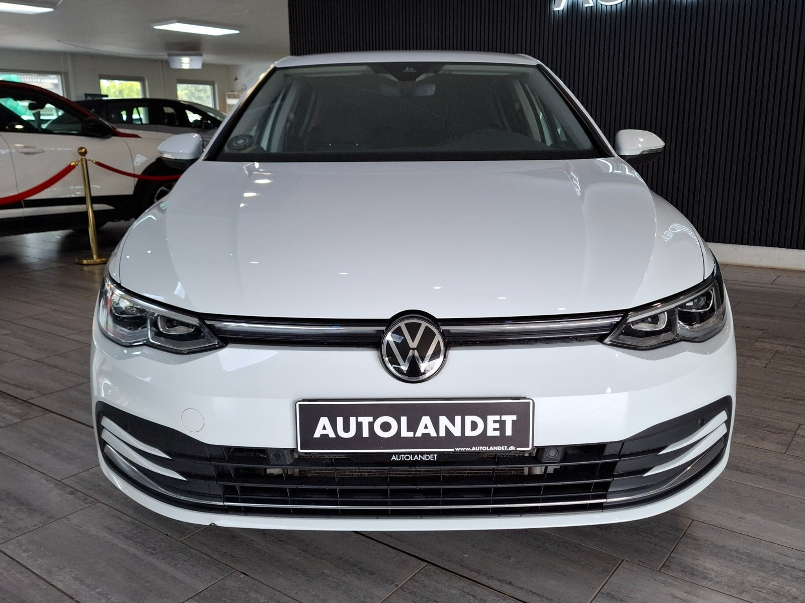 Hvid VW Golf VIII fra 2021