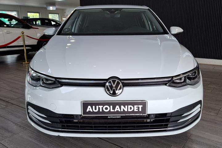 Hvid VW Golf VIII fra 2021