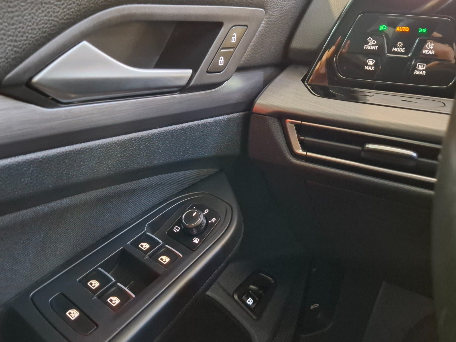 Hvid VW Golf VIII fra 2021