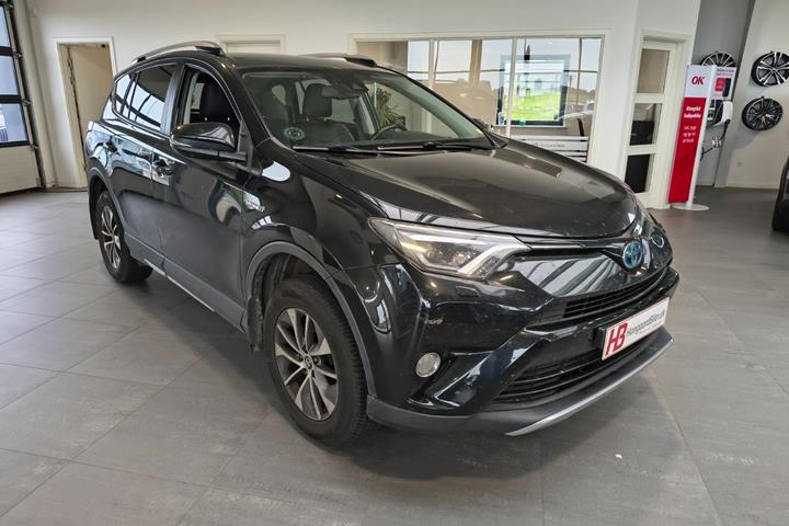Grå Toyota RAV4 fra 2017