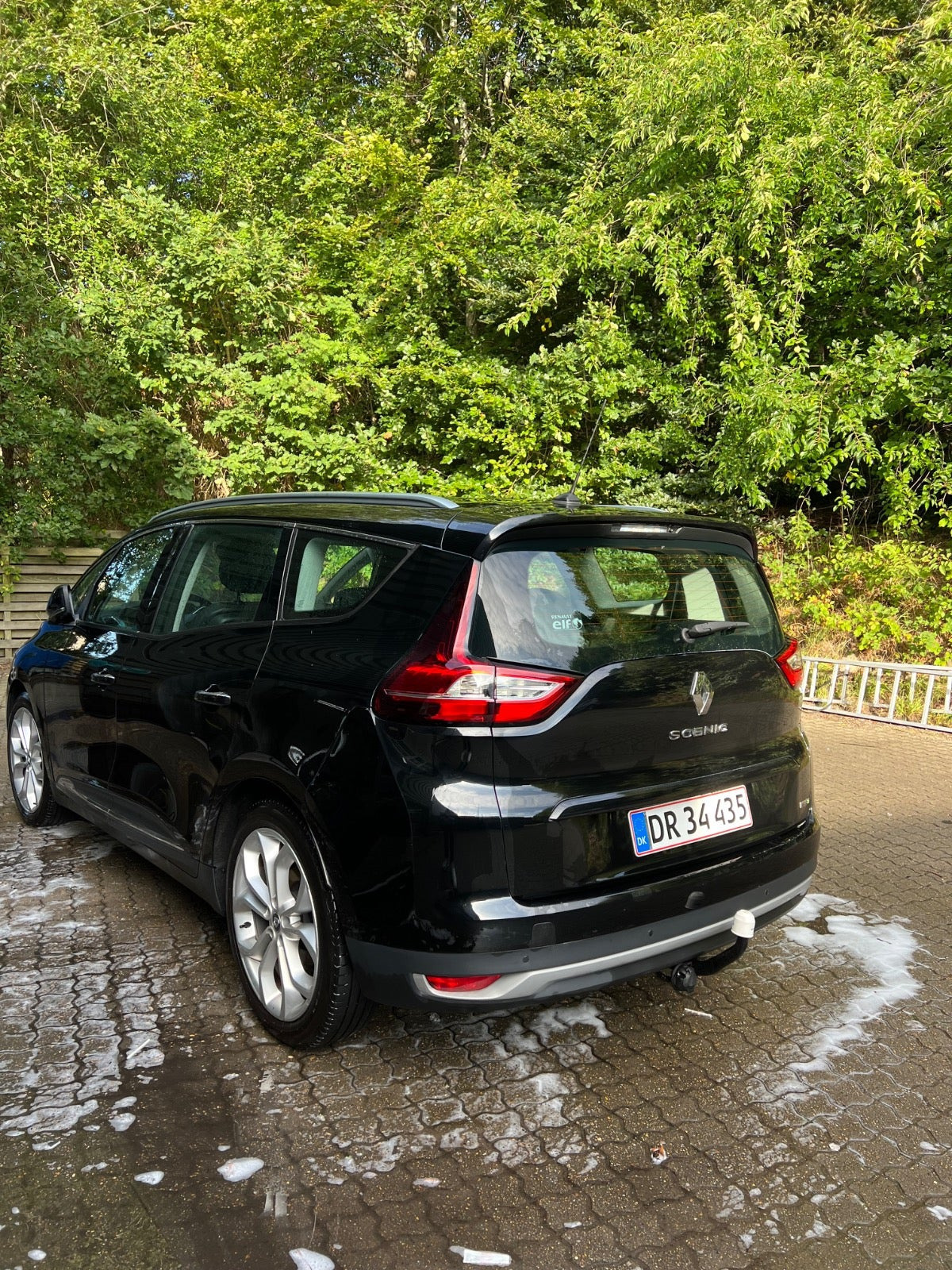 Sort Renault Grand Scenic IV fra 2017