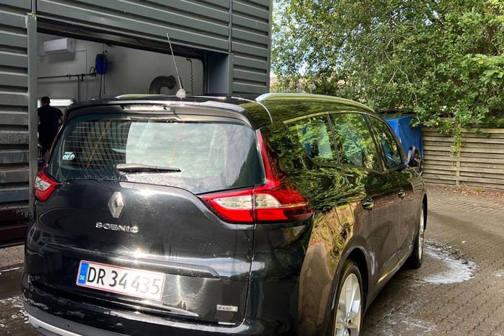 Sort Renault Grand Scenic IV fra 2017