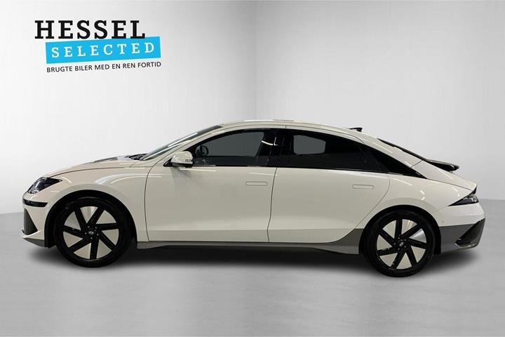 Hvid Hyundai Ioniq 6 fra 2025