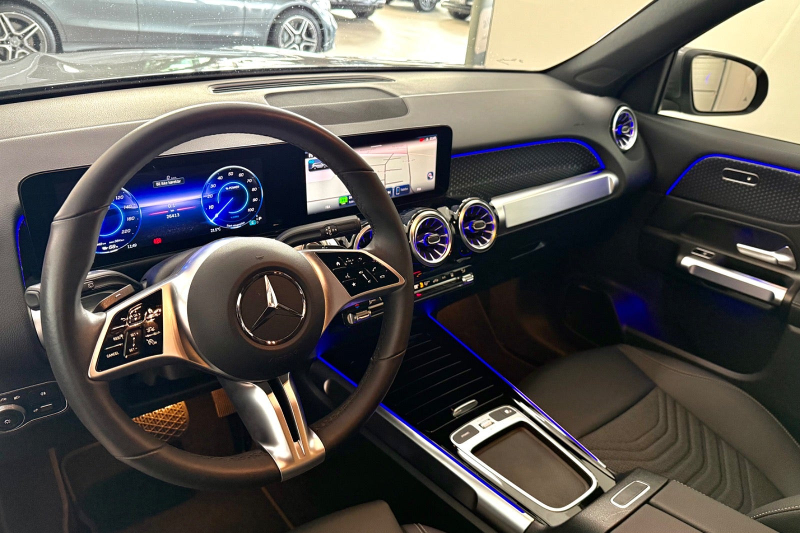 Grå Mercedes EQB250+ fra 2025