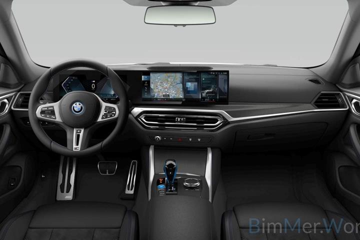 Sort BMW i4 fra 2022