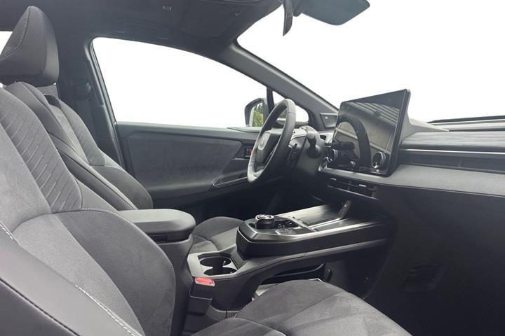 Blå Toyota Toyota C-HR+ fra 2026
