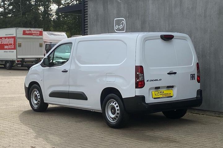 Hvid Fiat E-Doblò fra 2026