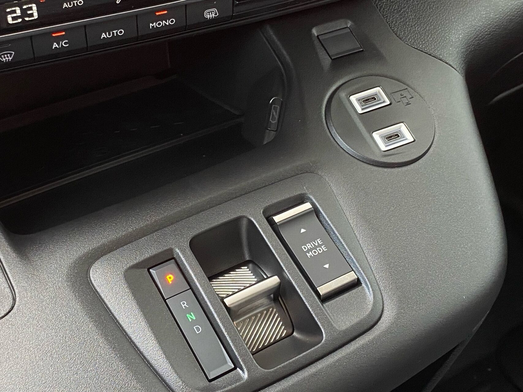 Hvid Fiat E-Doblò fra 2026