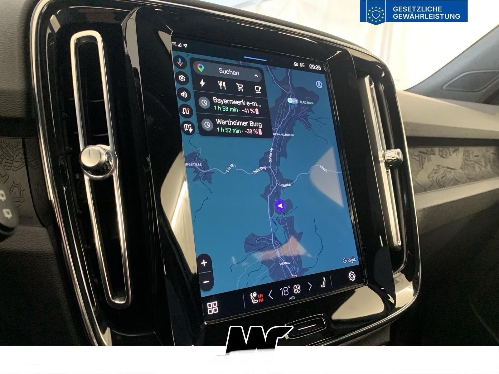 Sølv Volvo XC40 fra 2024