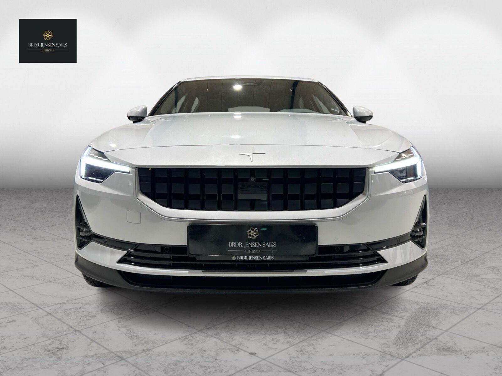 Grå Polestar 2 fra 2023