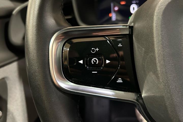 Grå Polestar 2 fra 2023