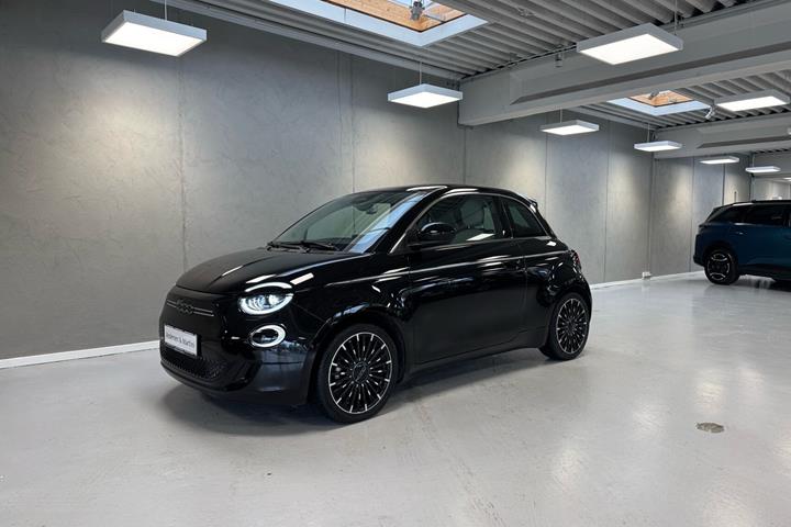 Sort Fiat 500e fra 2023
