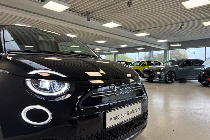 Sort Fiat 500e fra 2023