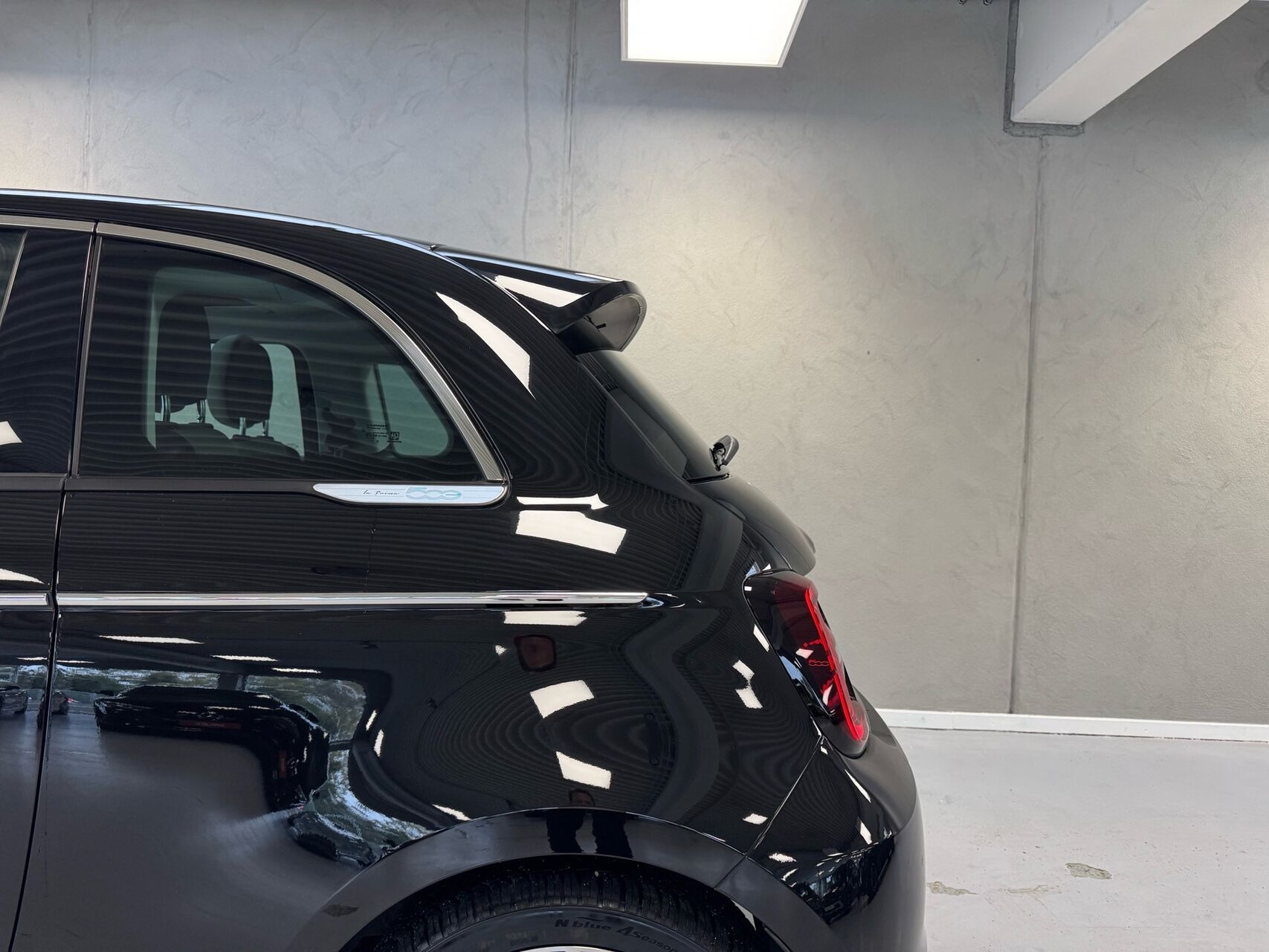 Sort Fiat 500e fra 2023