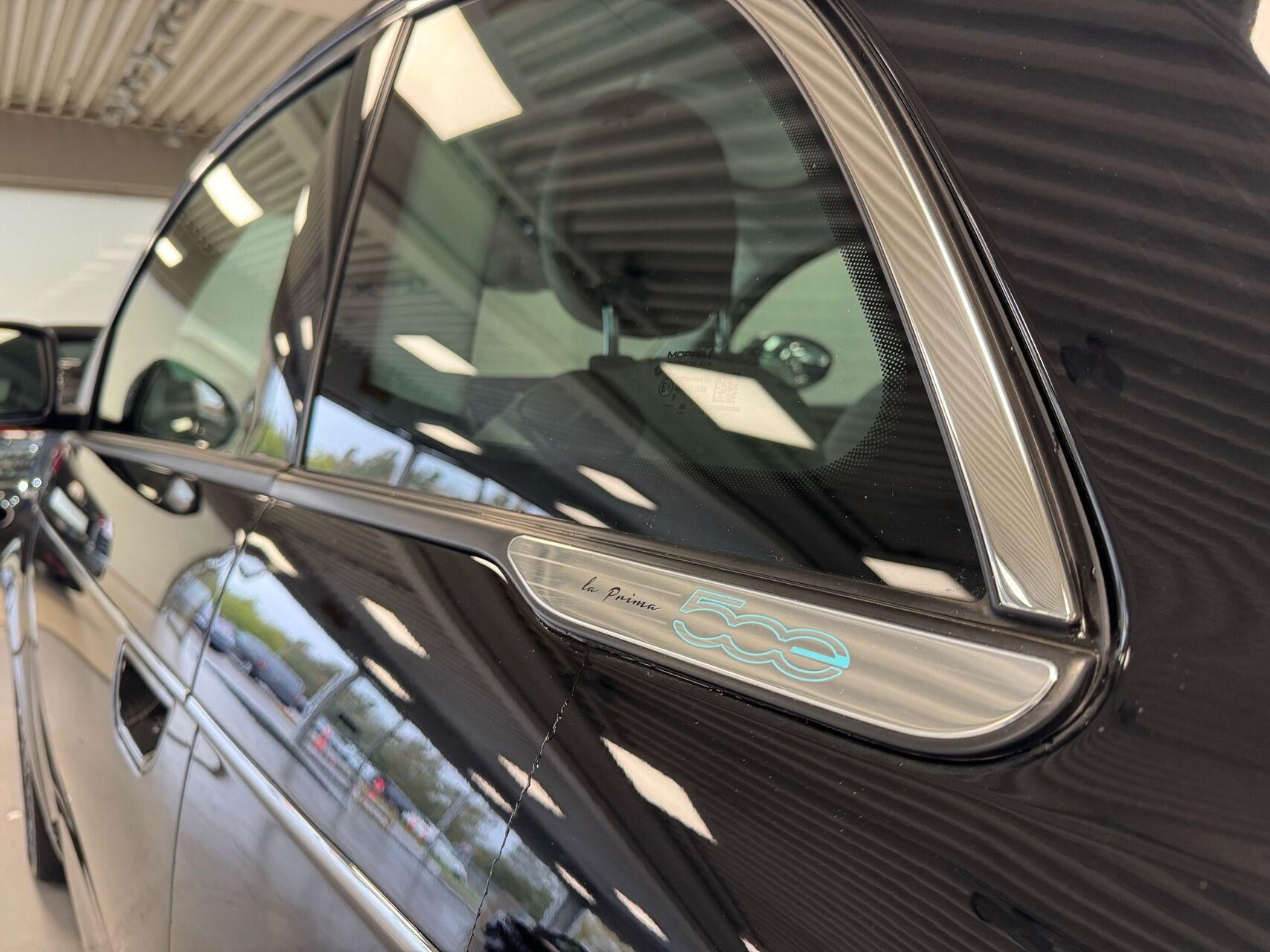 Sort Fiat 500e fra 2023
