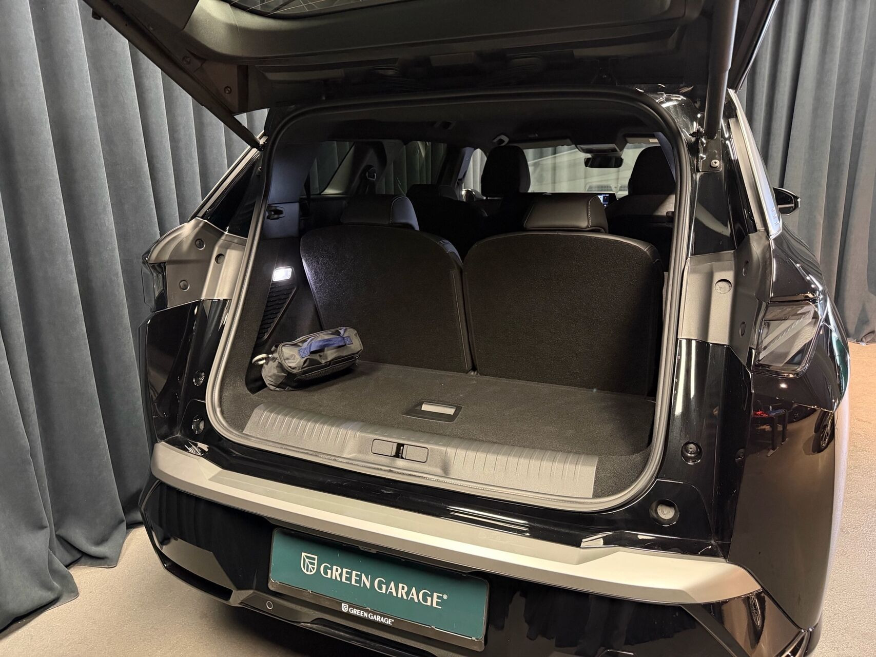 undefined Peugeot e-5008 fra 2025