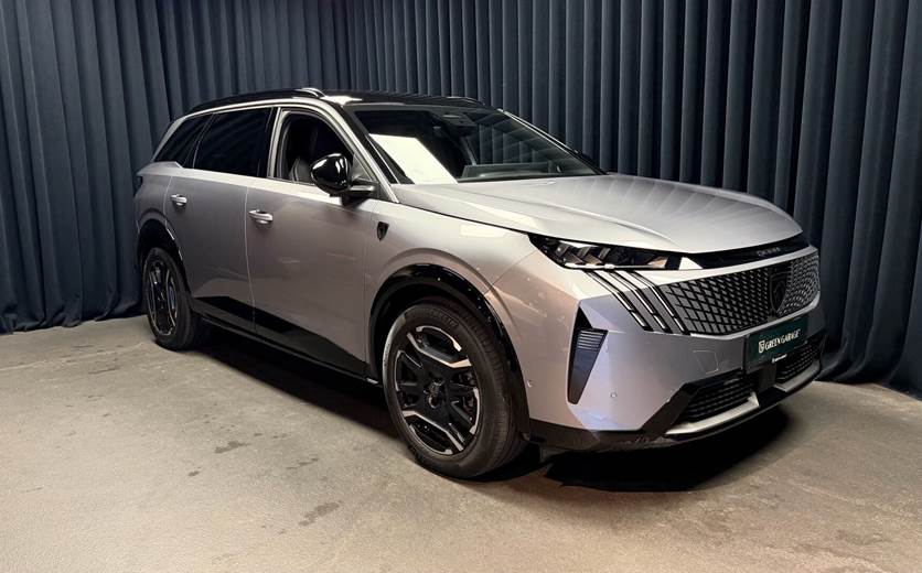 Peugeot e-5008 EL GT 210HK 5d Aut.