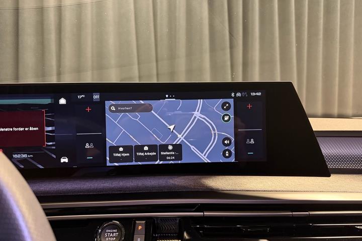 Grå Peugeot e-5008 fra 2025