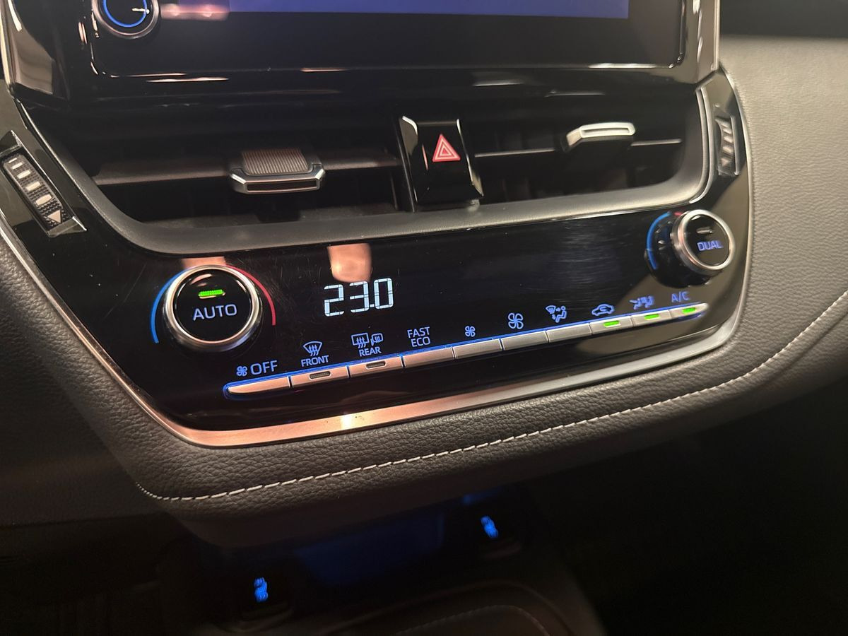 Sort Toyota Corolla fra 2022