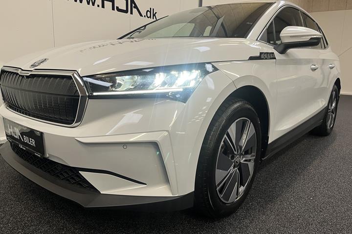 Hvid Skoda Enyaq fra 2021