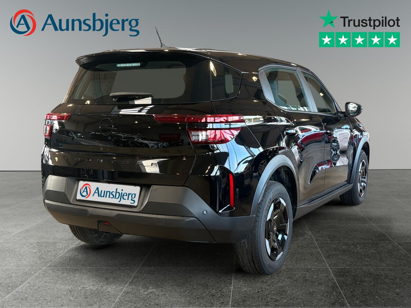 Sort Opel Frontera fra 2025